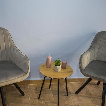 דירות Couples Retreat, Fully Equipped Studio/ Loutraki Beach מראה חיצוני תמונה