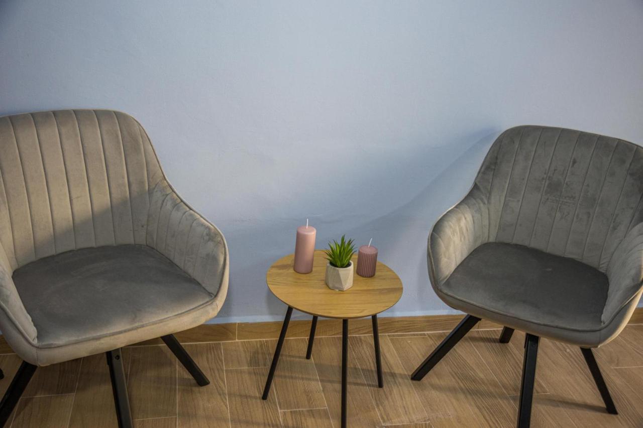 דירות Couples Retreat, Fully Equipped Studio/ Loutraki Beach מראה חיצוני תמונה